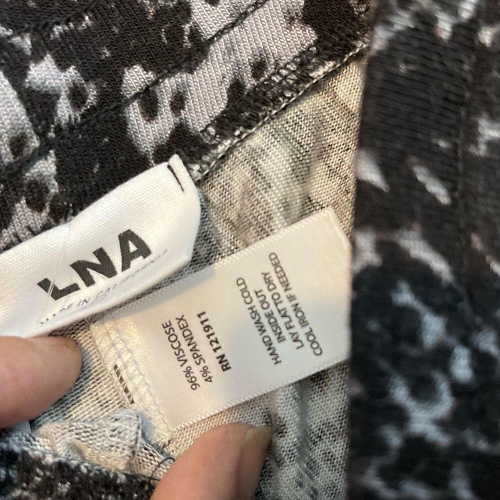 LNA Brushed Python Snake Animal Print Joggers Pants In Charcoal Python.Size S - Picture 12 of 15